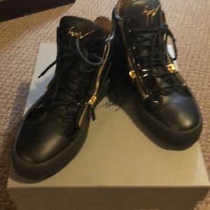 Giuseppe Zanotti Kriss Sneakers like new condition